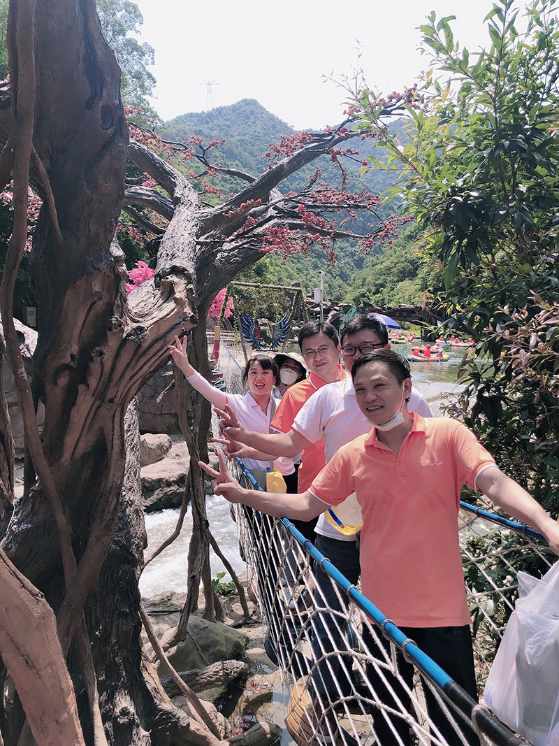 凝聚团队 再创辉煌——记2022年美高梅官网正网清远之旅 .jpg